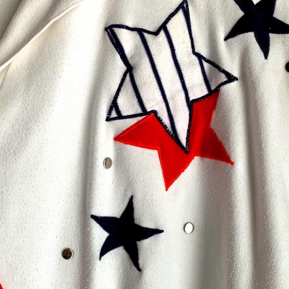 Alfred Dunner | Vintage Studded Star Stripes Red White Blue Top size M - Picture 3 of 8